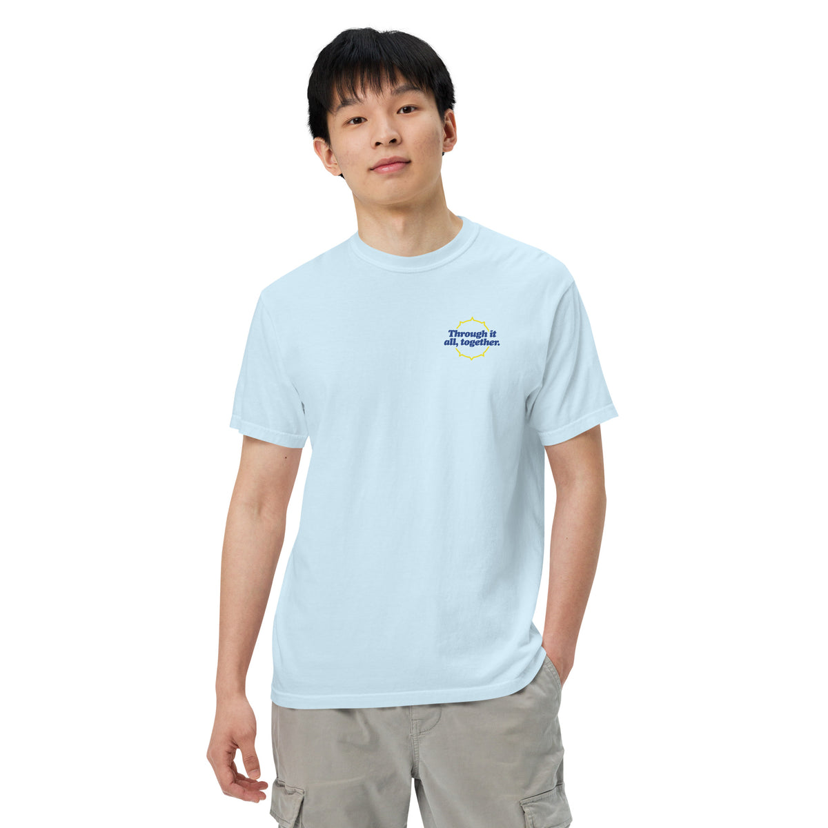 Light blue heavyweight T-shirt with crew neck and small front chest graphic