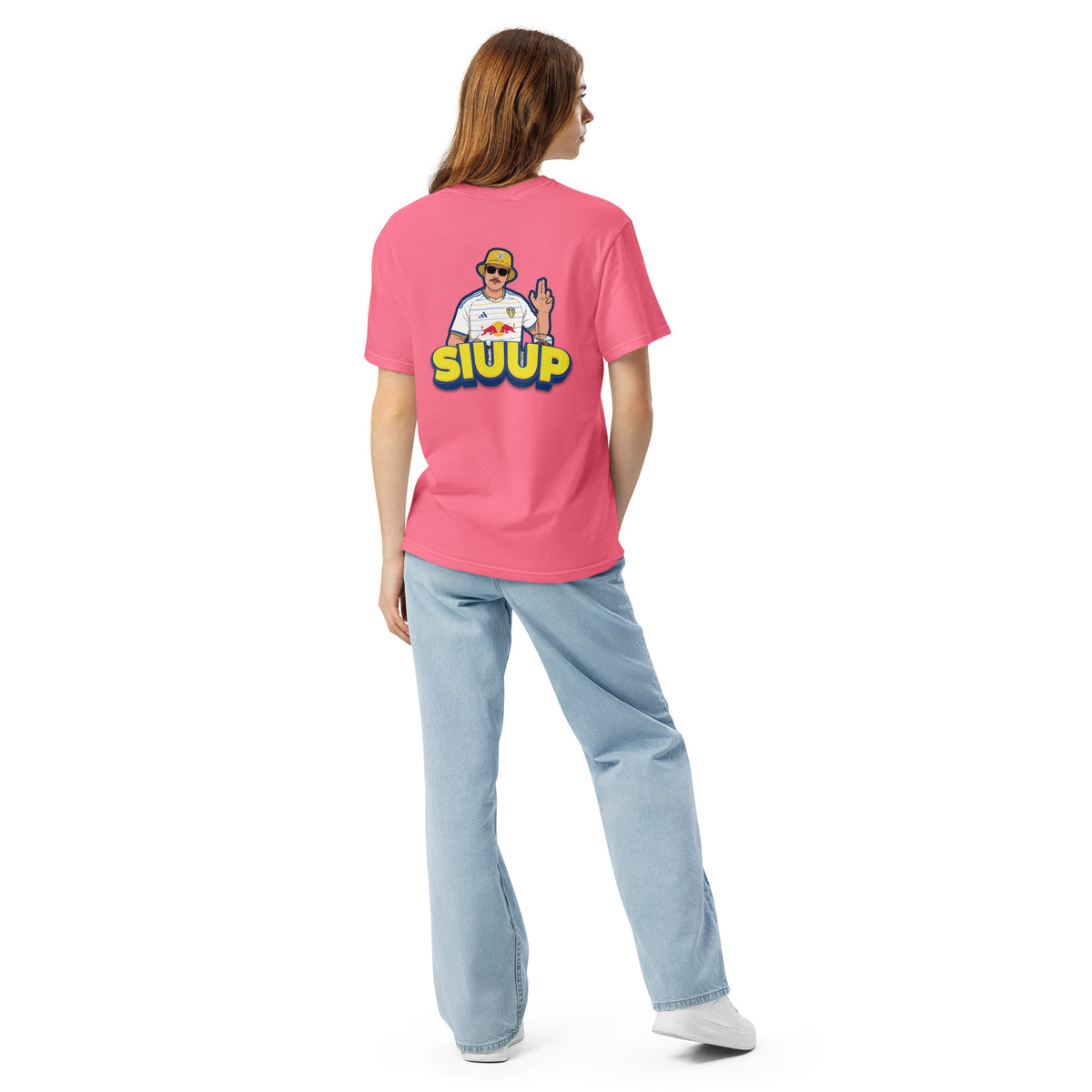 Berry pink heavyweight t-shirt with large back SIUUP player graphic